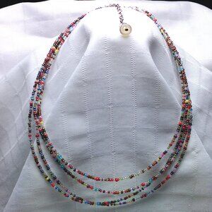 No 1300 Pretty handmade minimalist necklace made of colorful 2 and 3 mm pearls